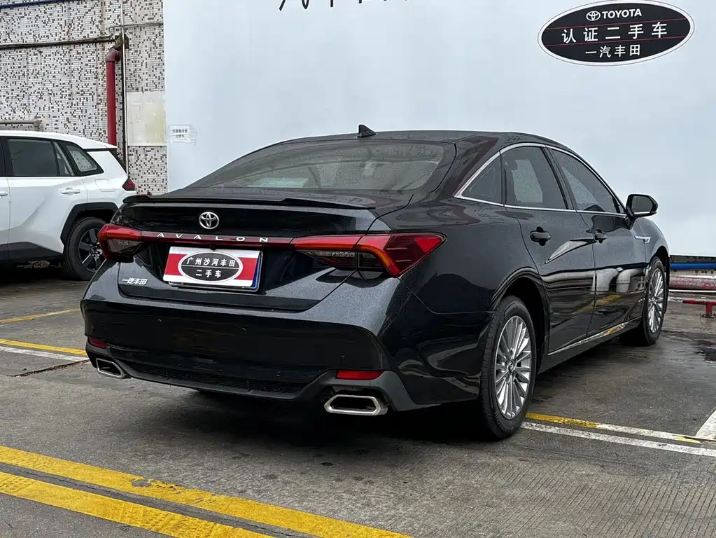 Toyota 2023 Toyota Avalon 2.0L Premium Edition 2024 - thumbnail 8