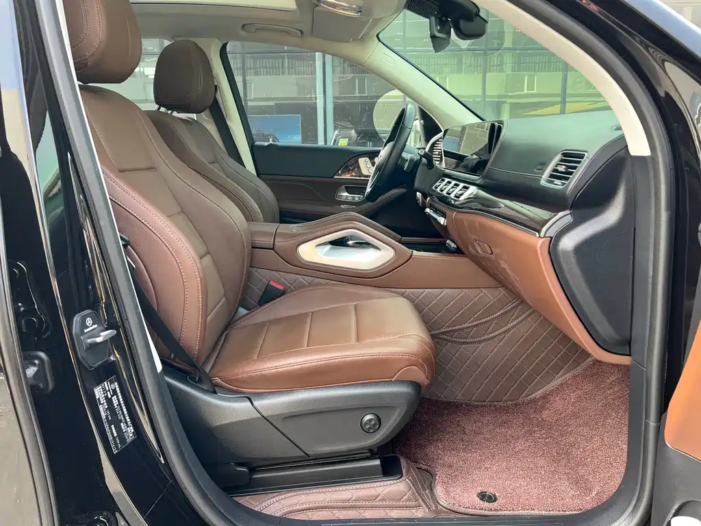 Mercedes-Benz 2024 Mercedes-Benz GLE 350 4MATIC Fashion Edition 2024 - thumbnail 4