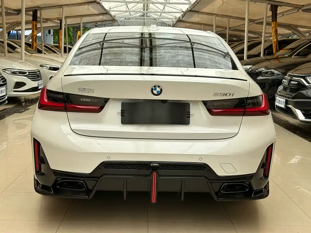 BMW BMW 3 Series 2025 330i M Sport Night Edition 2025 - thumbnail 5