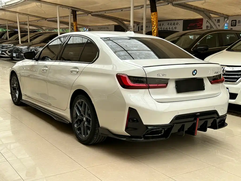 BMW BMW 3 Series 2025 330i M Sport Night Edition 2025 - thumbnail 6