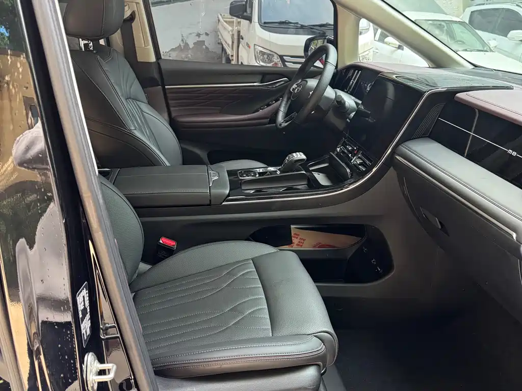 GAC Trumpchi GAC Trumpchi M8 2024 Master Series 400T Prestige Edition 2024 - thumbnail 9