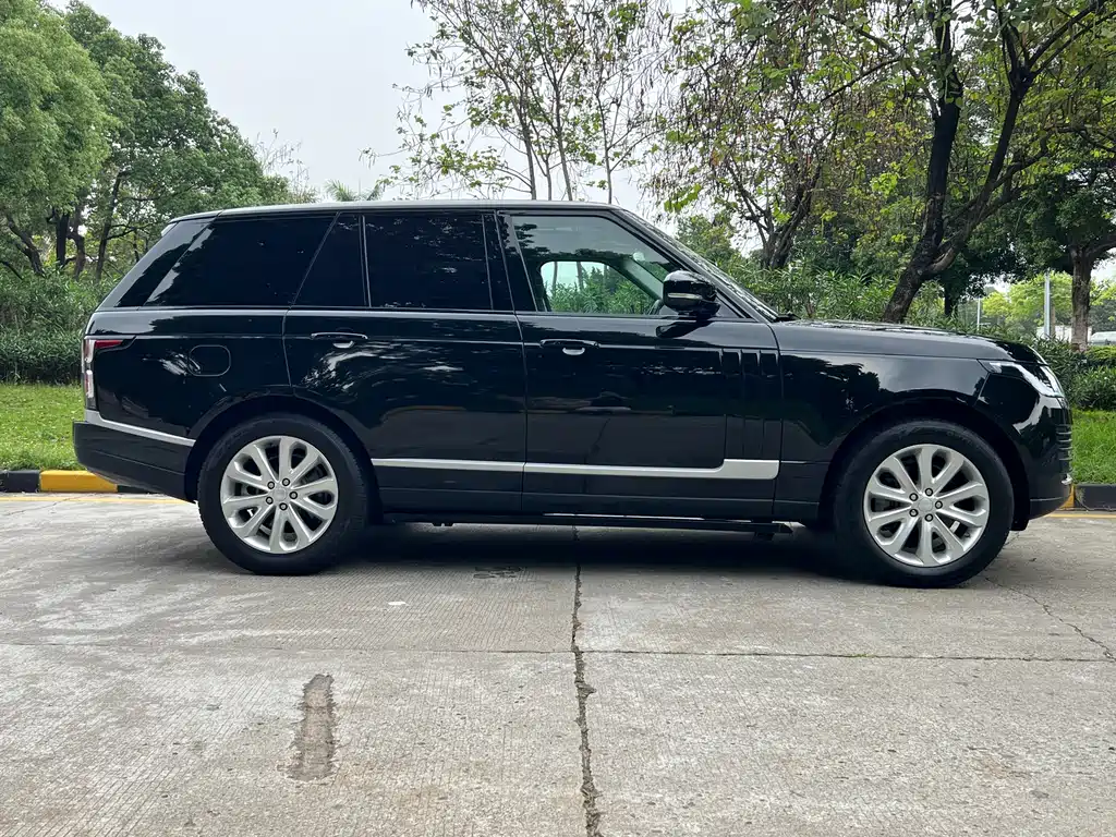 Land Rover Land Rover Range Rover 2017 3.0 SC V6 Vogue 2018 - thumbnail 5