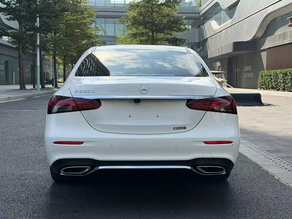 Mercedes-Benz Mercedes-Benz E-Class 2021 Facelift E 300 L Sport Fashion 2021 - thumbnail 3