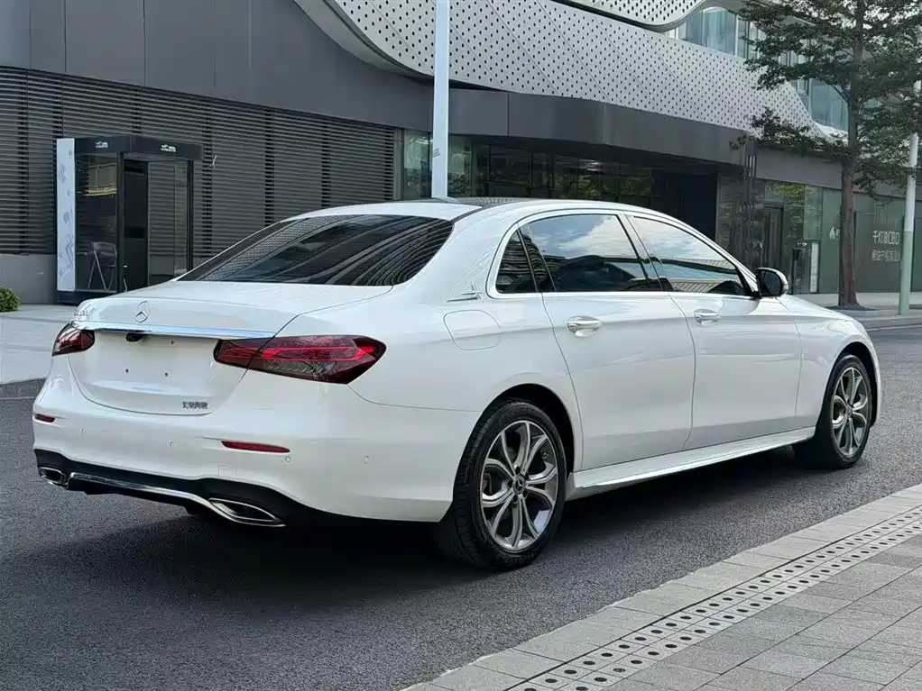 Mercedes-Benz Mercedes-Benz E-Class 2021 Facelift E 300 L Sport Fashion 2021 - thumbnail 10