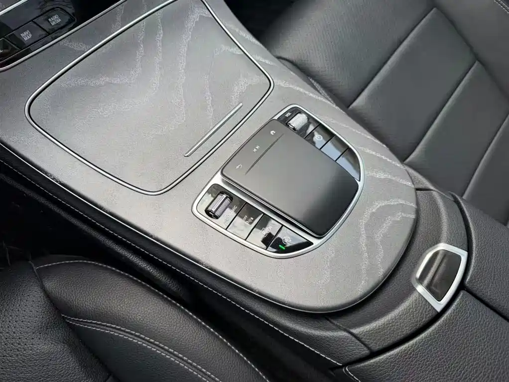 Mercedes-Benz Mercedes-Benz E-Class 2021 Facelift E 300 L Sport Fashion 2021 - thumbnail 18