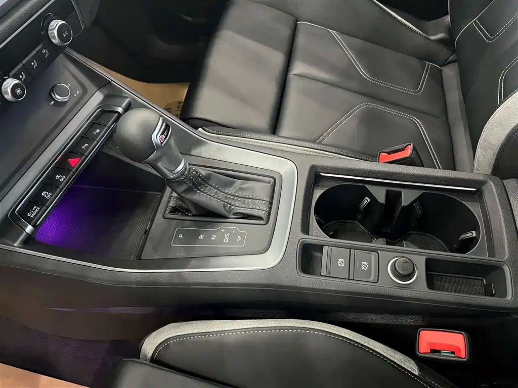 Audi Audi Q3 2024 40 TFSI Fashion Dynamic 2024 - thumbnail 29