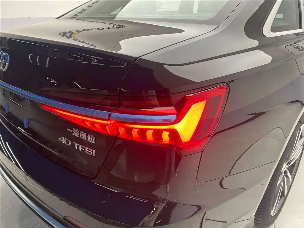 Audi Audi A6L 2025 40 TFSI Luxury Dynamic 2026 - thumbnail 10
