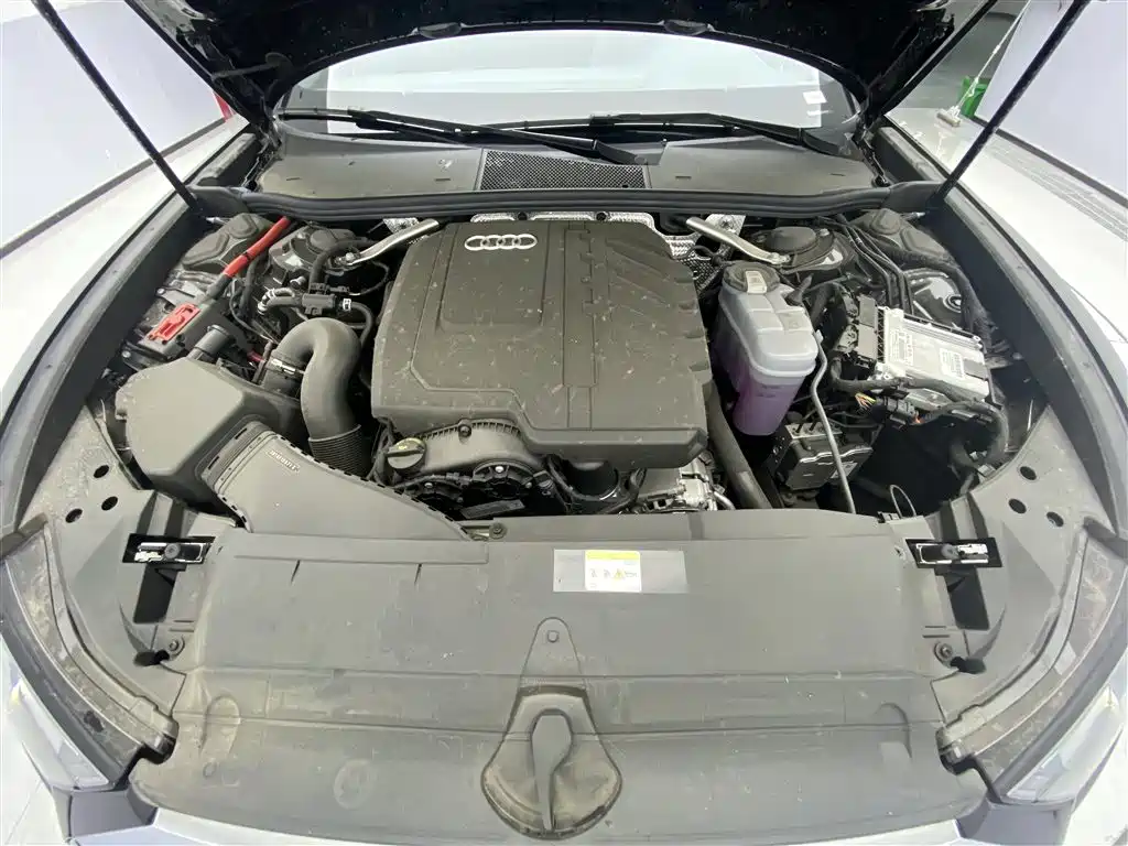 Audi Audi A6L 2025 40 TFSI Luxury Dynamic 2026 - thumbnail 12