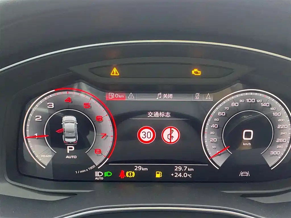 Audi Audi A6L 2025 40 TFSI Luxury Dynamic 2026 - thumbnail 16