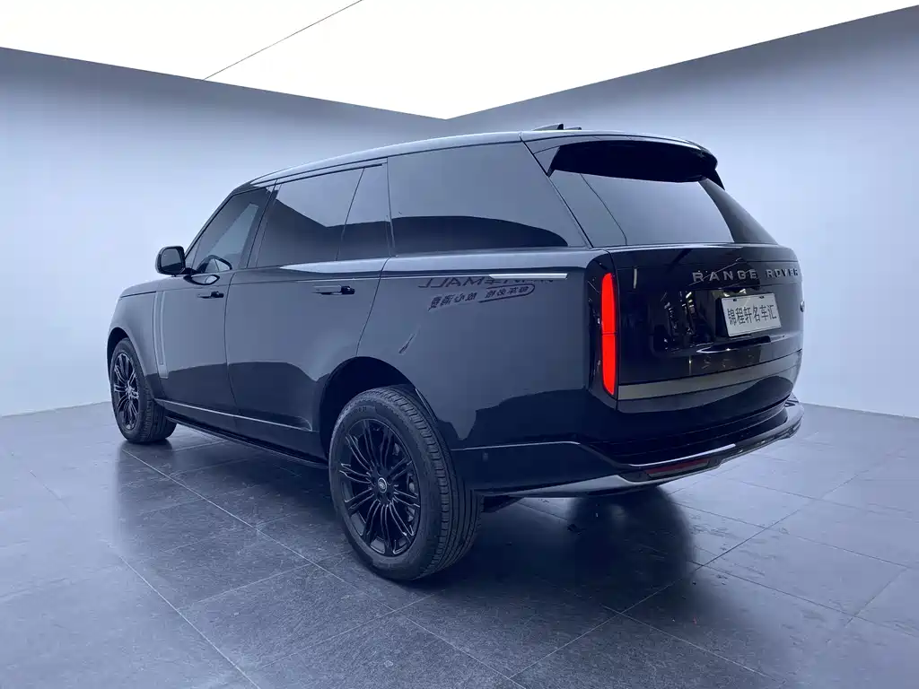 Land Rover Land Rover Range Rover 2024 3.0 L6 400PS Vogue Extended Wheelbase 7-Seater 2024 - thumbnail 6