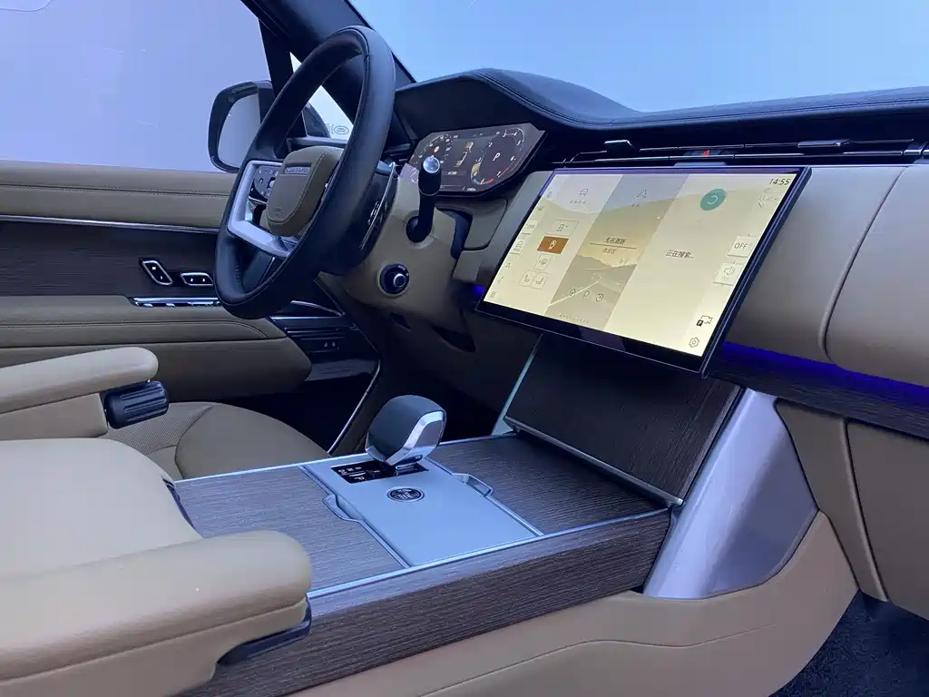 Land Rover Land Rover Range Rover 2024 3.0 L6 400PS Vogue Extended Wheelbase 7-Seater 2024 - thumbnail 18