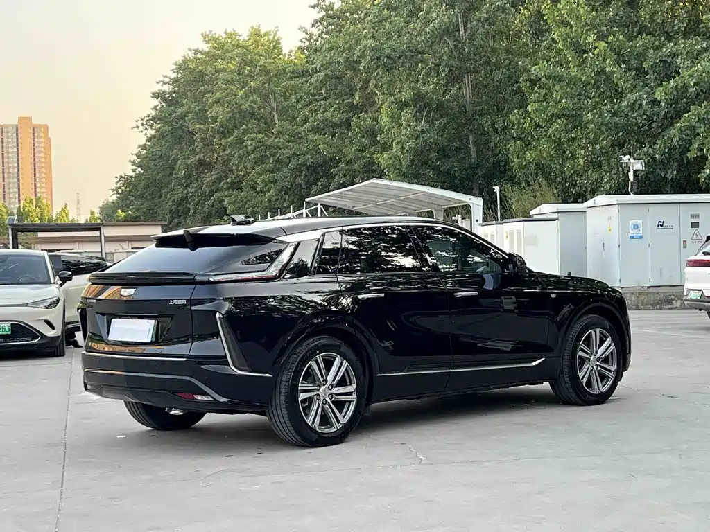 Cadillac Cadillac Lyriq RWD Standard Range Luxury 2024 - thumbnail 7