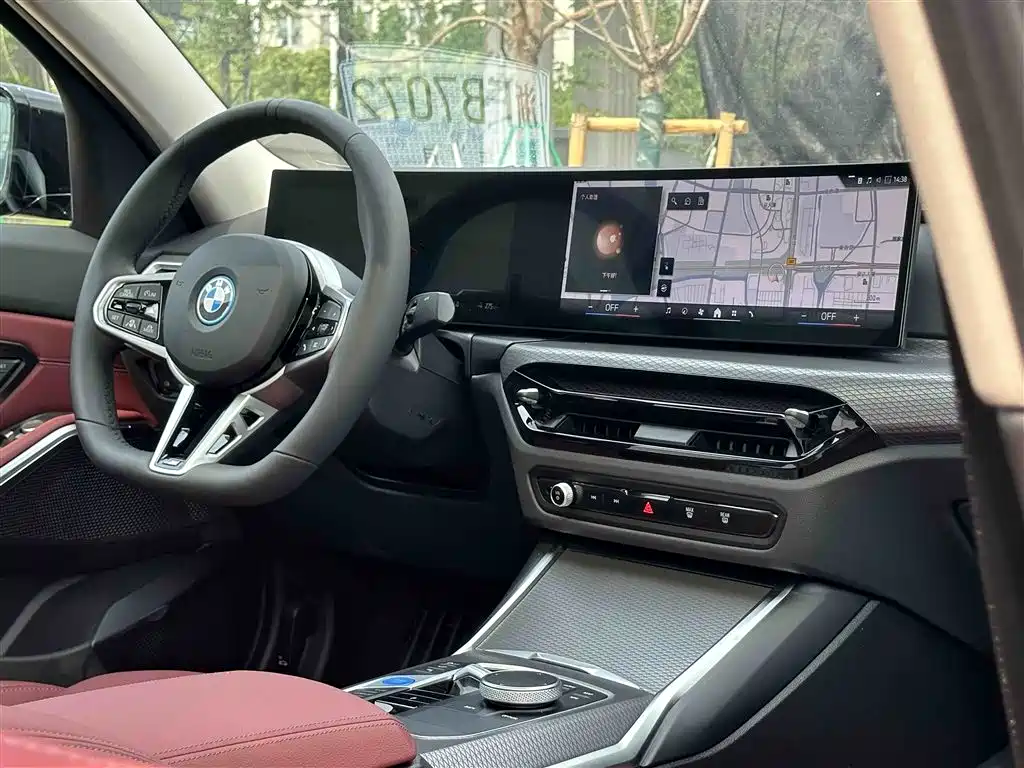 BMW BMW i3 eDrive 40 L Night Edition 2025 - thumbnail 13