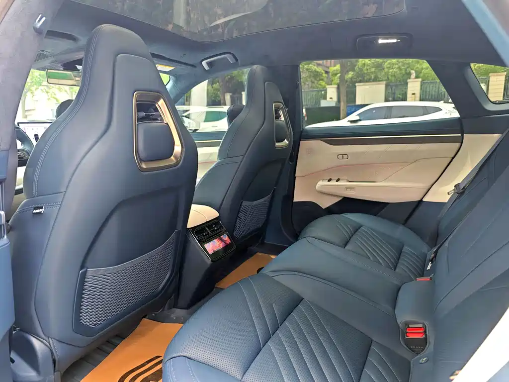 Zeekr Zeekr 001 WE AWD 2024 - thumbnail 4