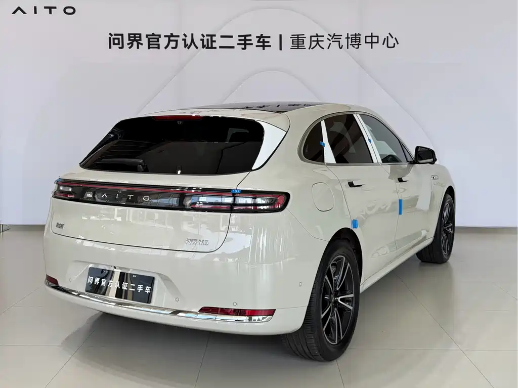 AITO AITO M5 2025 EREV Ultra RWD 2026 - thumbnail 5