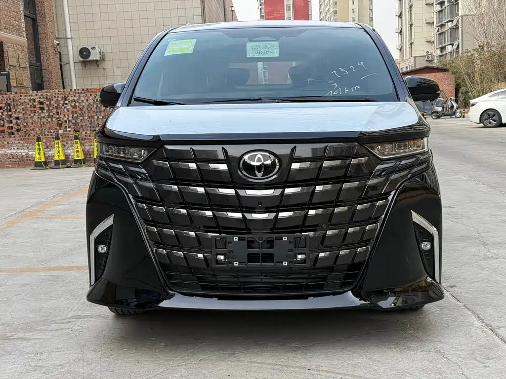 Toyota Alphard 2025 Hybrid 2.5L Zhenxiang Gold Edition 2026 - thumbnail 2
