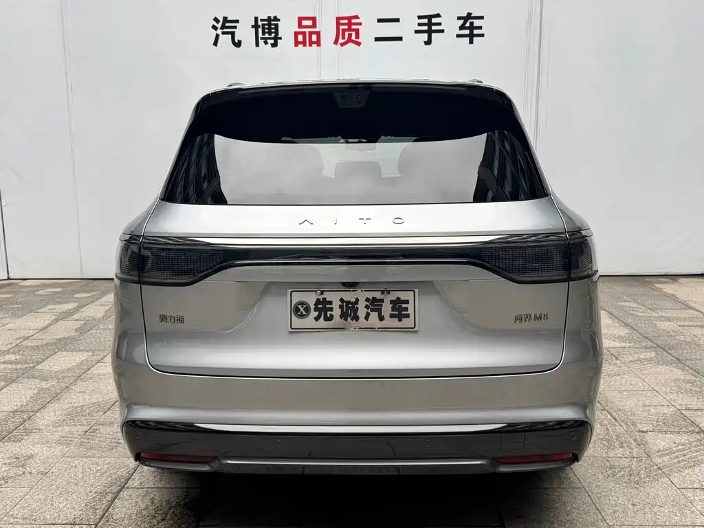 AITO AITO M8 2025 EREV Ultra 53.4kWh 5-Seater 2026 - thumbnail 6