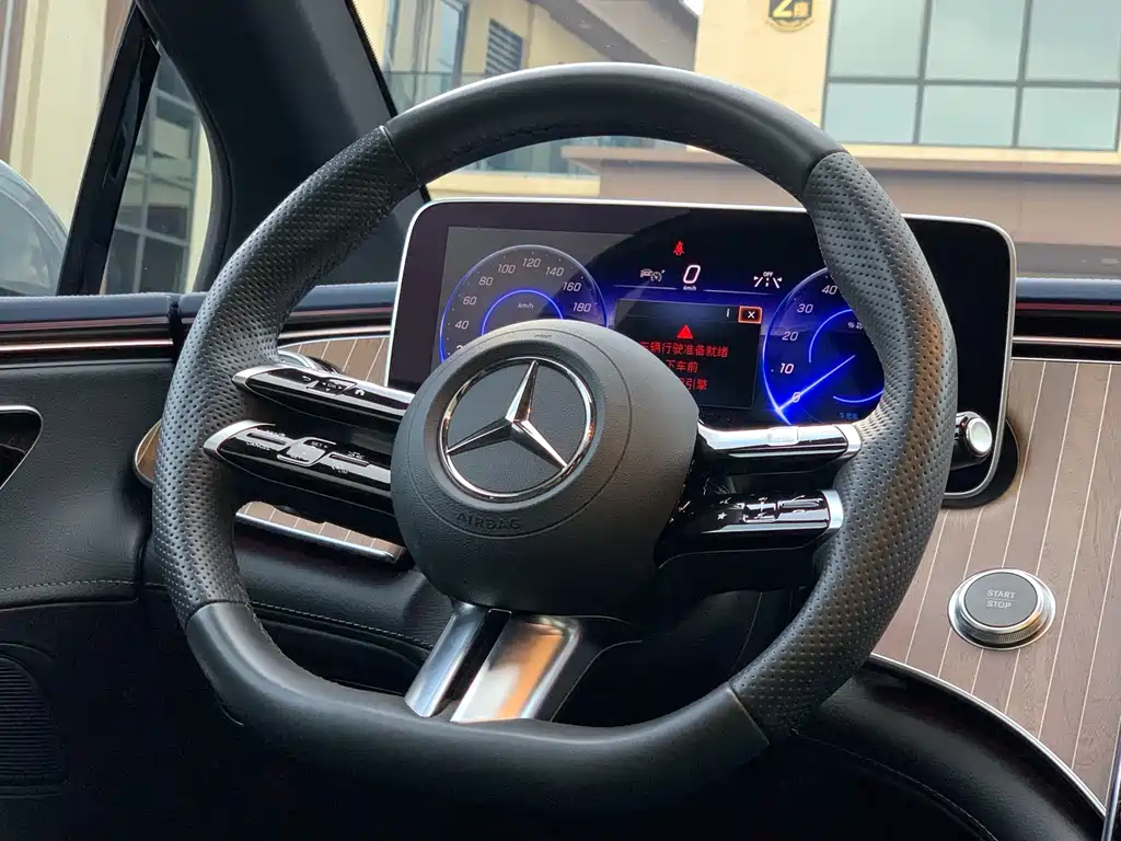 Mercedes-Benz Mercedes-Benz EQE 2022 350 Pioneer Edition 2023 - thumbnail 19