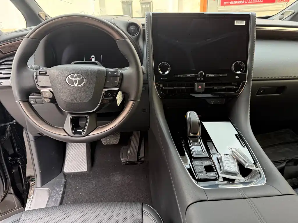 Toyota Alphard 2025 Hybrid 2.5L Zhenxiang Gold Edition 2026 - thumbnail 9