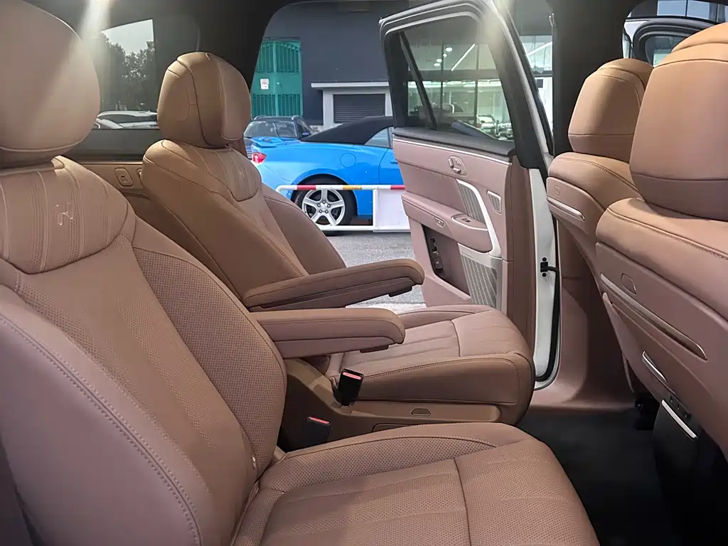 Onvo Onvo L90 2025 Max 6-Seater 2025 - thumbnail 6