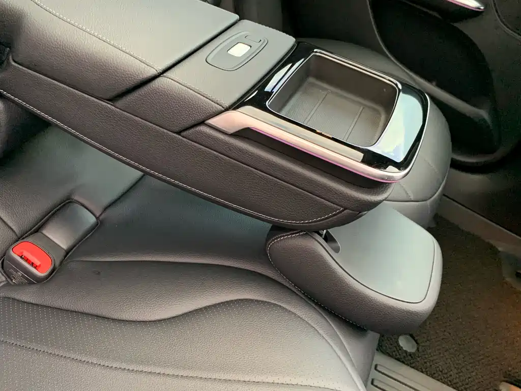 Mercedes-Benz Mercedes-Benz EQE 2022 350 Pioneer Edition 2023 - thumbnail 29