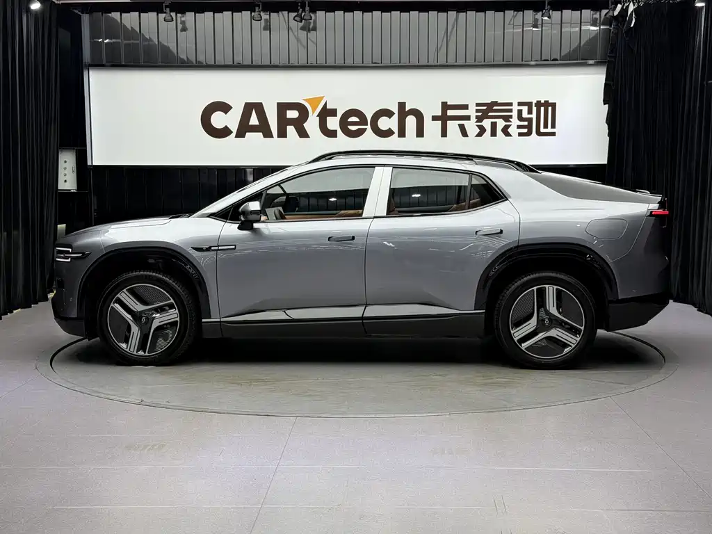Changan Qiyuan Changan Qiyuan E07 2025 EREV 2WD 39kWh Max Intelligent Driving Edition 2026 - thumbnail 4