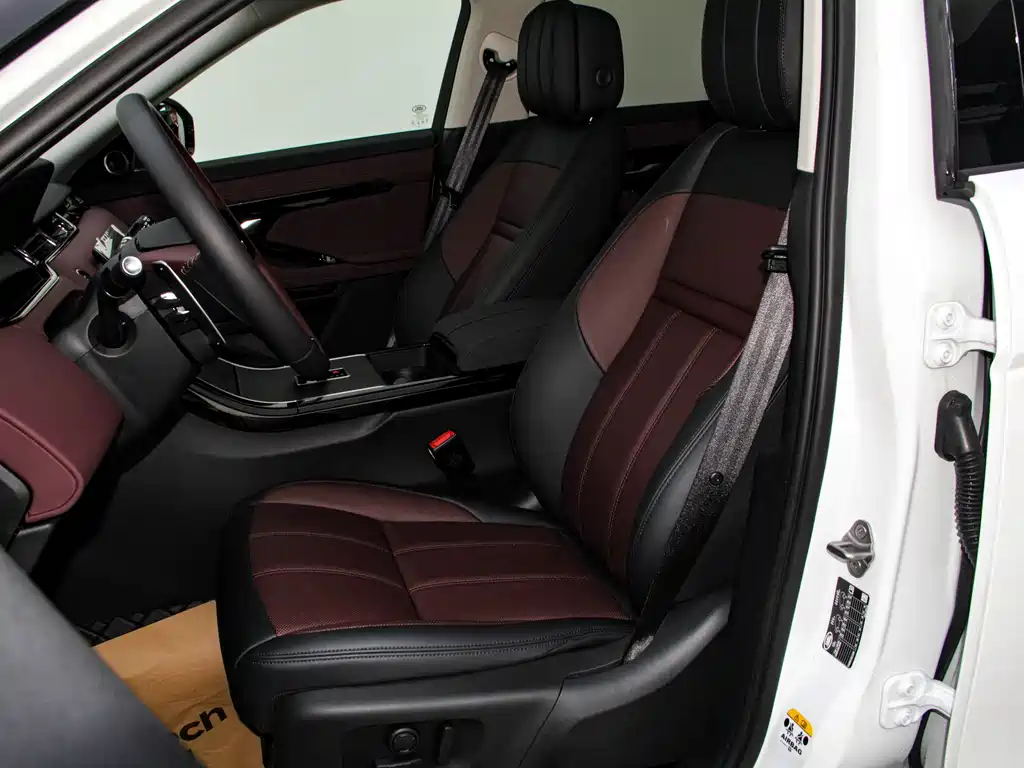 Land Rover Range Rover Evoque L SE 2025 - thumbnail 3