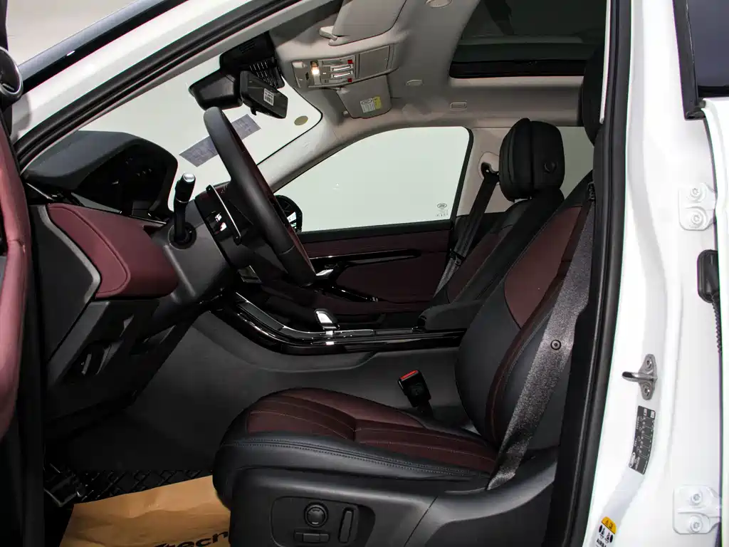 Land Rover Range Rover Evoque L SE 2025 - thumbnail 5