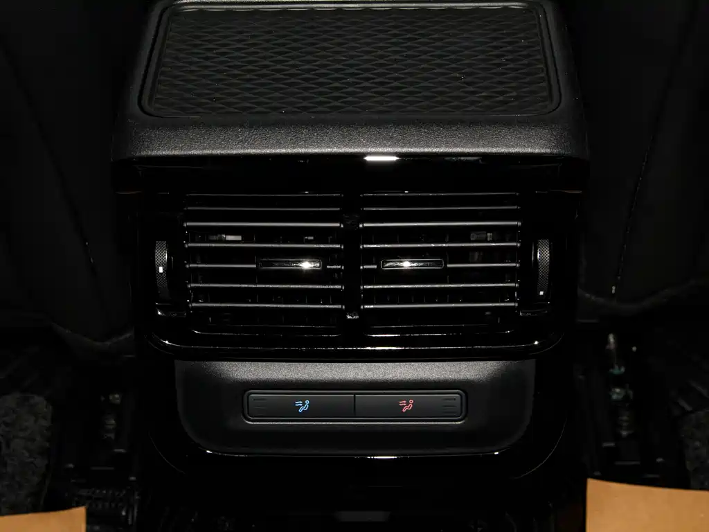 Land Rover Range Rover Evoque L SE 2025 - thumbnail 18