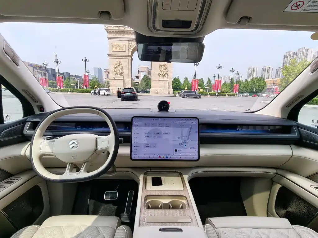 NIO NIO ES8 2026 - thumbnail 12