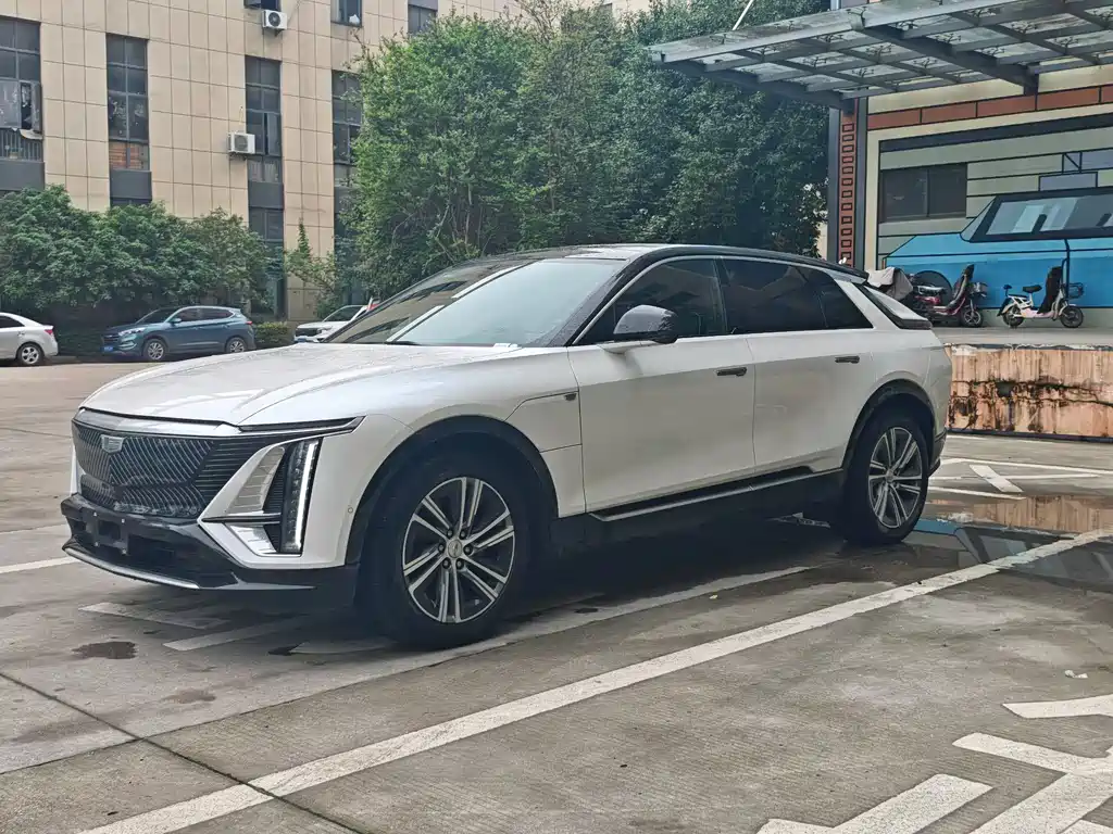 Cadillac Cadillac LYRIQ 2022 AWD Premium 2023 - thumbnail 2