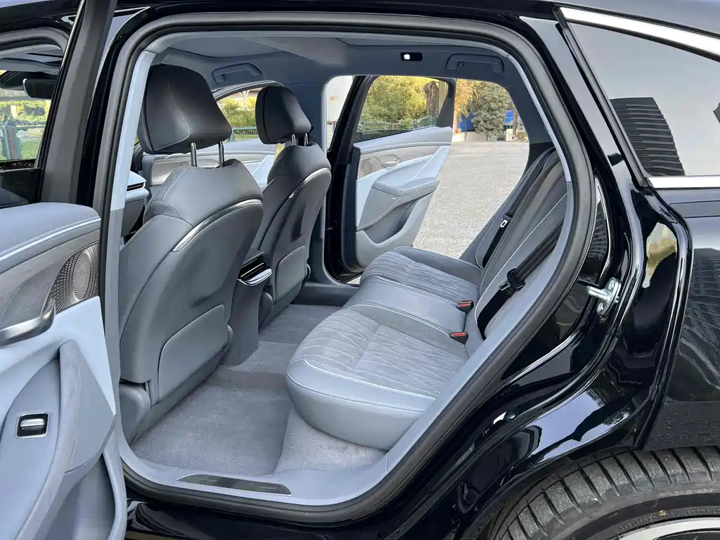 Voyah Auto Voyah Zhuiguang 2023 AWD Flagship Edition 2024 - thumbnail 6