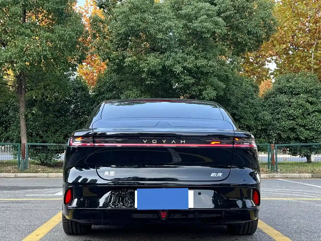 Voyah Auto Voyah Zhuiguang 2023 AWD Flagship Edition 2024 - thumbnail 8
