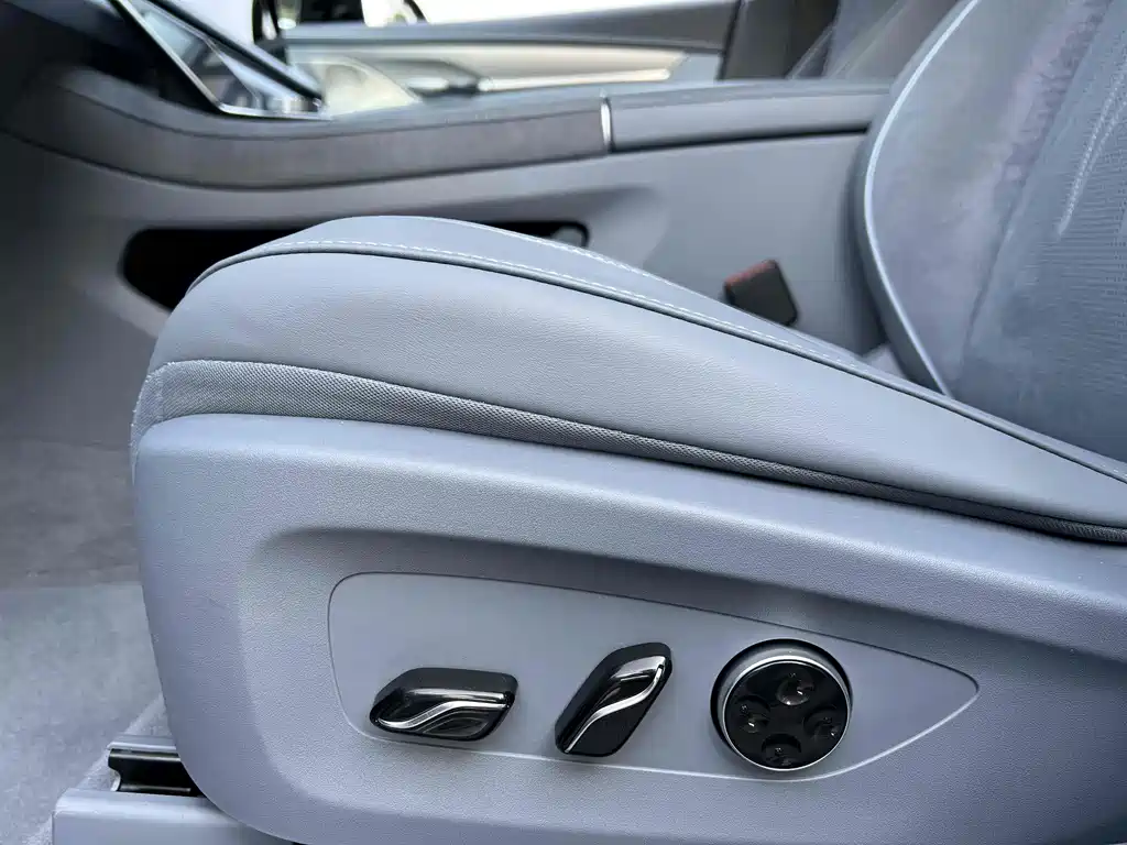 Voyah Auto Voyah Zhuiguang 2023 AWD Flagship Edition 2024 - thumbnail 15