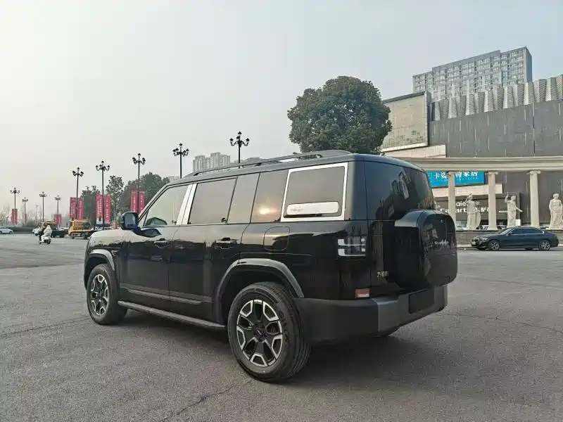 Fang Cheng Bao Taycan 7 2025 200KM RWD Max 2026 - thumbnail 4