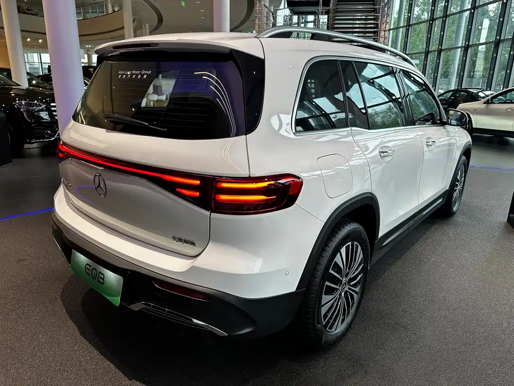 Mercedes-Benz Mercedes-Benz EQB 260 2026 - thumbnail 10