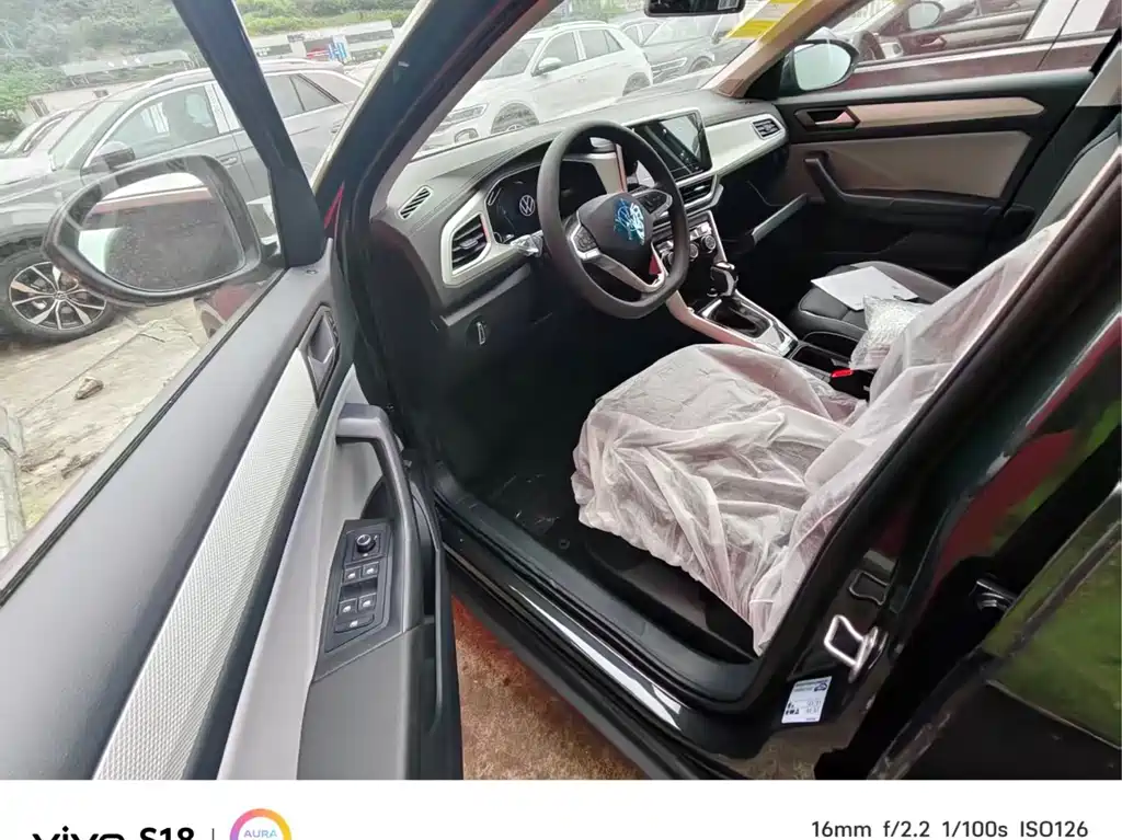 Volkswagen Volkswagen T-Roc 2026 280TSI DSG FWD Shiguang Edition 2026 - thumbnail 8