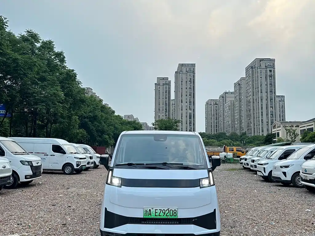 Farizon Farizon Xiang V7E 2025 - thumbnail 2