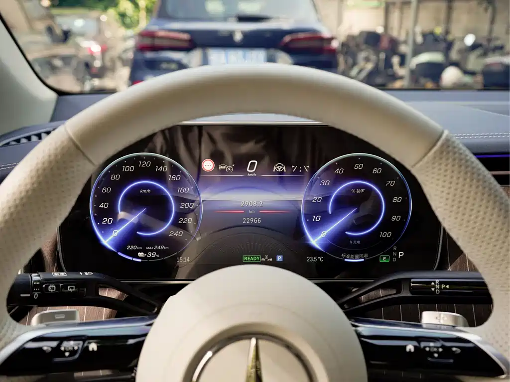 Mercedes-Benz Mercedes-Benz EQE SUV 350 4MATIC Luxury 2025 - thumbnail 9