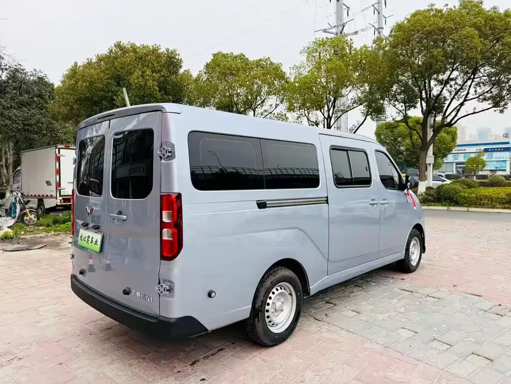 Wuling Motors Wuling Yangguang 2026 440km Bus Comfort 6-Seater 2026 - thumbnail 6