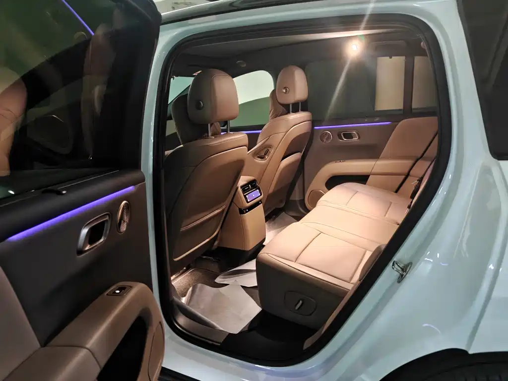 Li Auto Li Auto i6 2025 AWD Standard 2025 - thumbnail 4