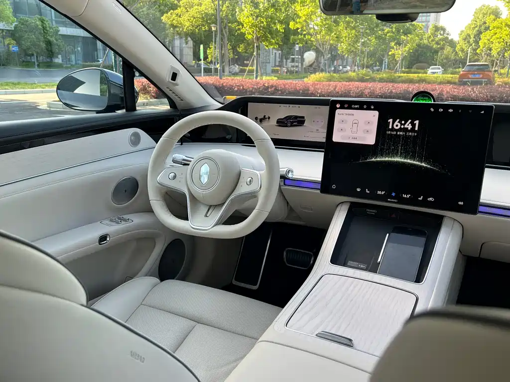 Stelato Stelato S9T 2025 EREV Ultra Long Range Edition (192-line LiDAR) 2025 - thumbnail 8