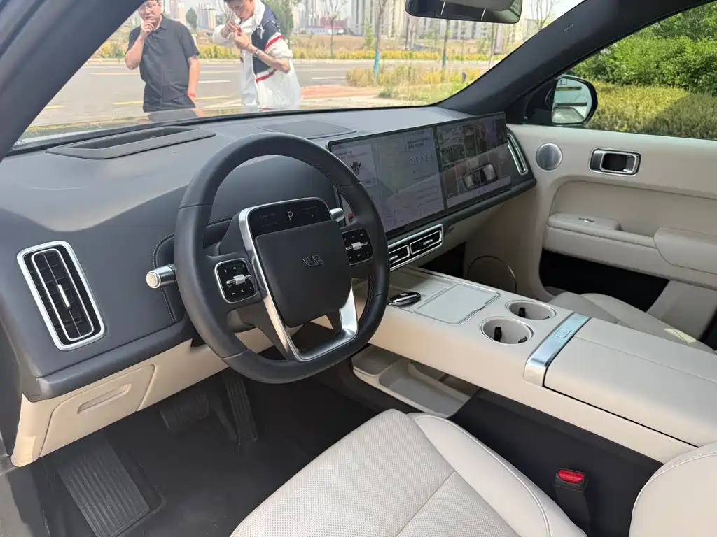 Li Auto Li Auto L7 2025 Max Intelligent Refresh Edition 2025 - thumbnail 4