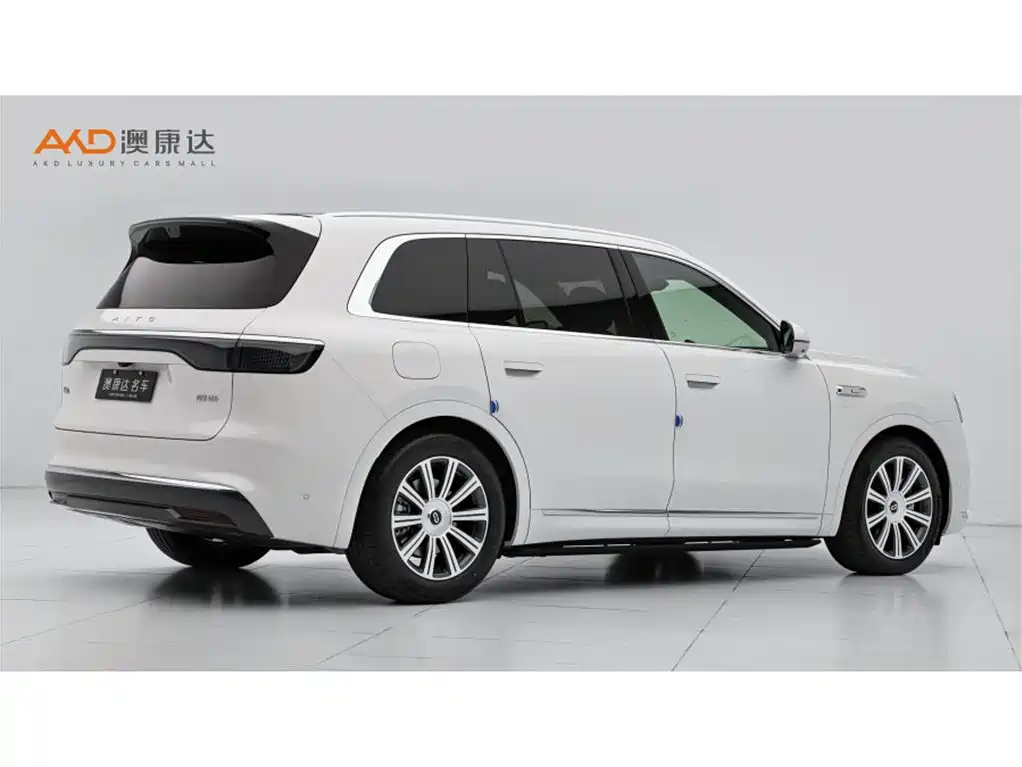 AITO AITO M8 2025 EREV Max+ 53.4kWh 5-Seater (192-line LiDAR) 2025 - thumbnail 3