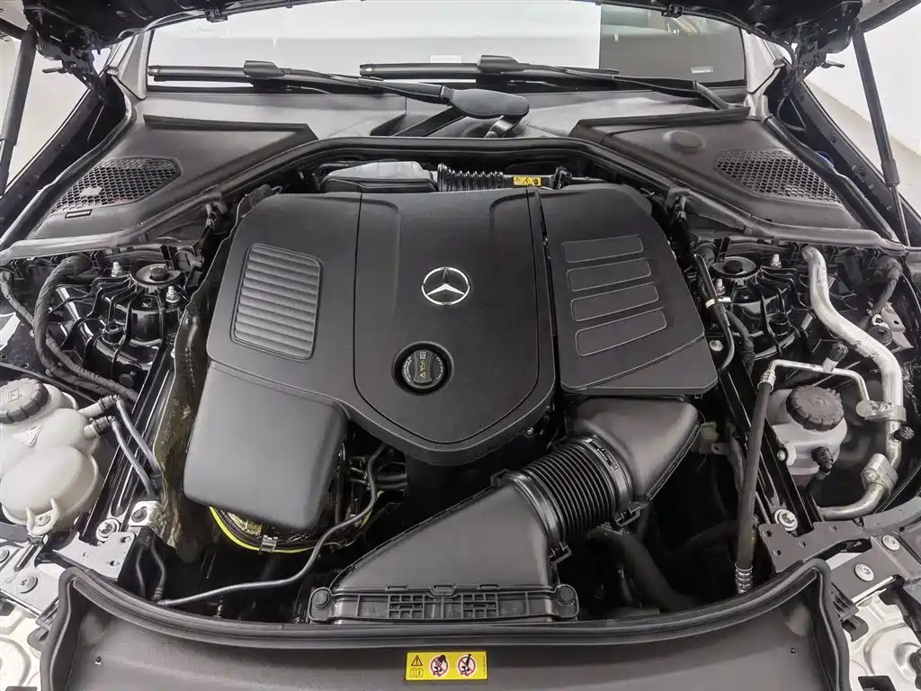 Mercedes-Benz Mercedes-Benz E 260 L 2025 - thumbnail 6