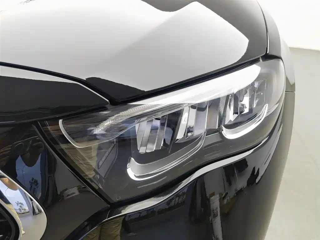 Mercedes-Benz Mercedes-Benz E 260 L 2025 - thumbnail 7