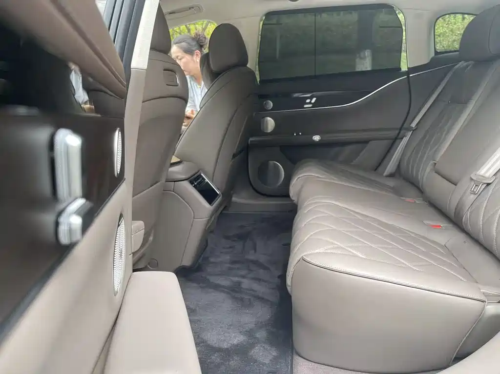 Stelato Stelato S9T 2025 EV AWD Ultra (192-line LiDAR) 2026 - thumbnail 15
