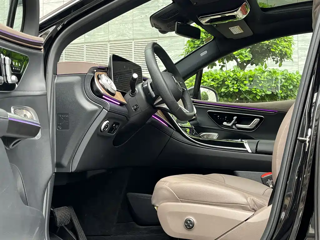 Mercedes-Benz Mercedes-Benz EQE SUV 500 4MATIC 2025 - thumbnail 8
