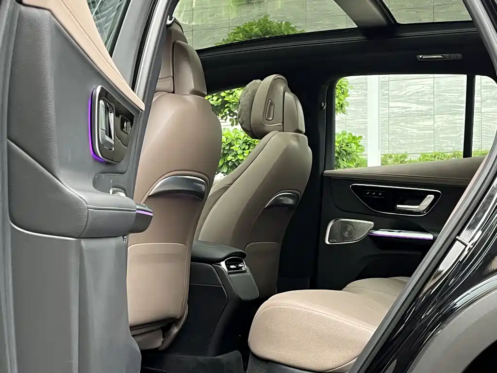 Mercedes-Benz Mercedes-Benz EQE SUV 500 4MATIC 2025 - thumbnail 10