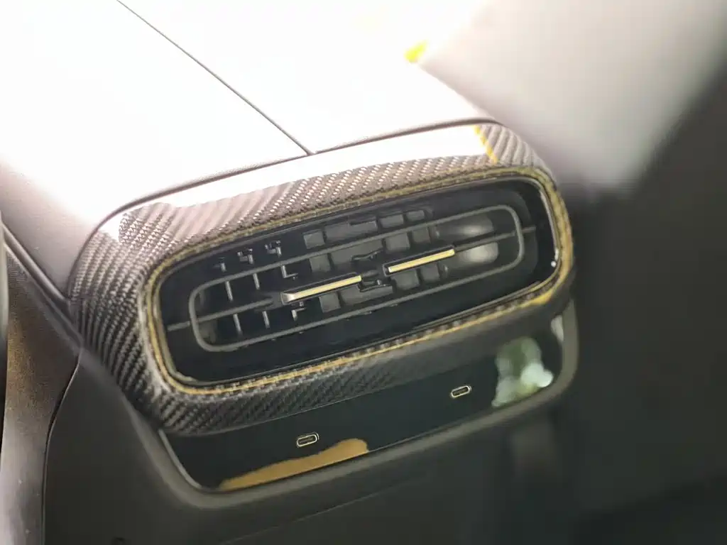 Xiaomi Auto Xiaomi SU7 Ultra 2025 - thumbnail 22